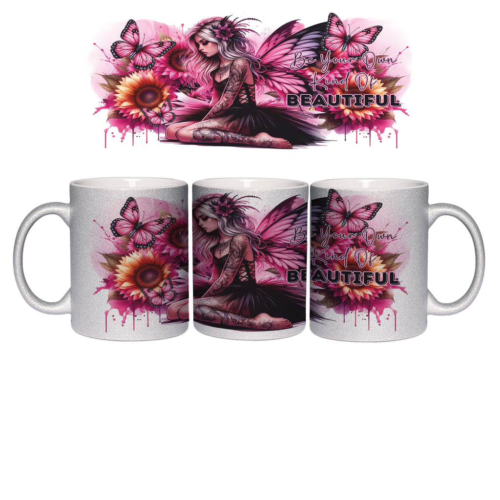 Glitzertasse „Be Your Own Kind Of Beautiful“ Tasse – Schmetterlingsfee mit Tattoos & Blumen | Inspirierende Kaffeetasse für Frauen | Geschenkidee Selbstliebe