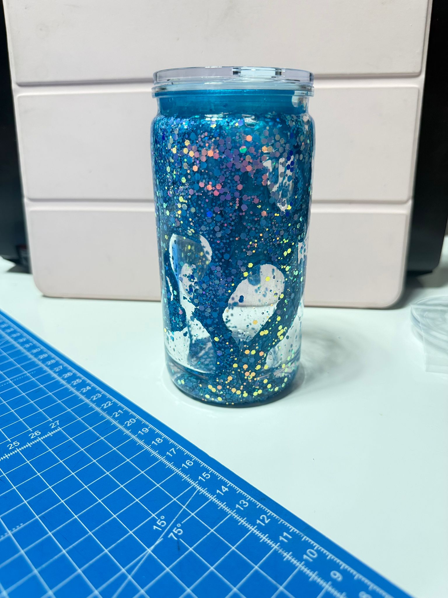 Sowglobe Lava-Becher Glitzer Blau