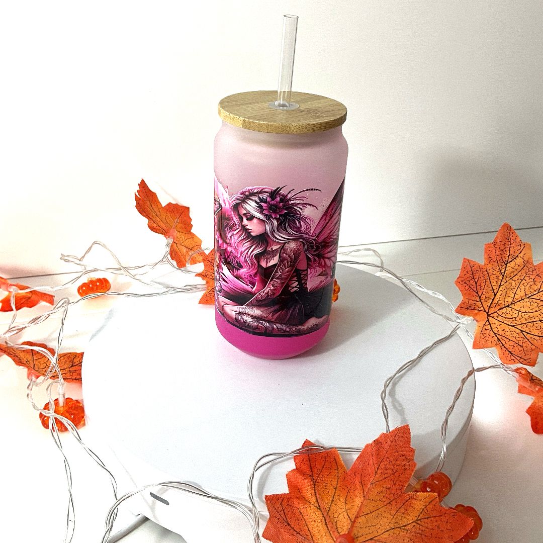 Be Your Own Kind Of Beautiful Glasbecher aus Milchglas mit Bambusdeckel und Metall-Trinkhalm – 550 ml